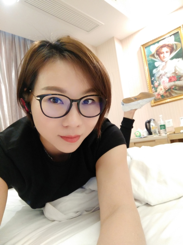 双子座的第一张照片--广东闪婚服务中心