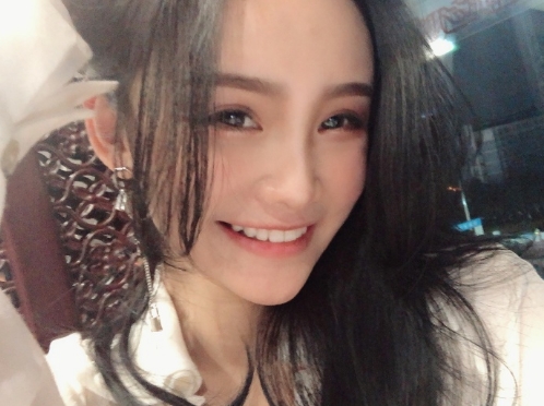 紫薇的第一张照片--广东闪婚服务中心