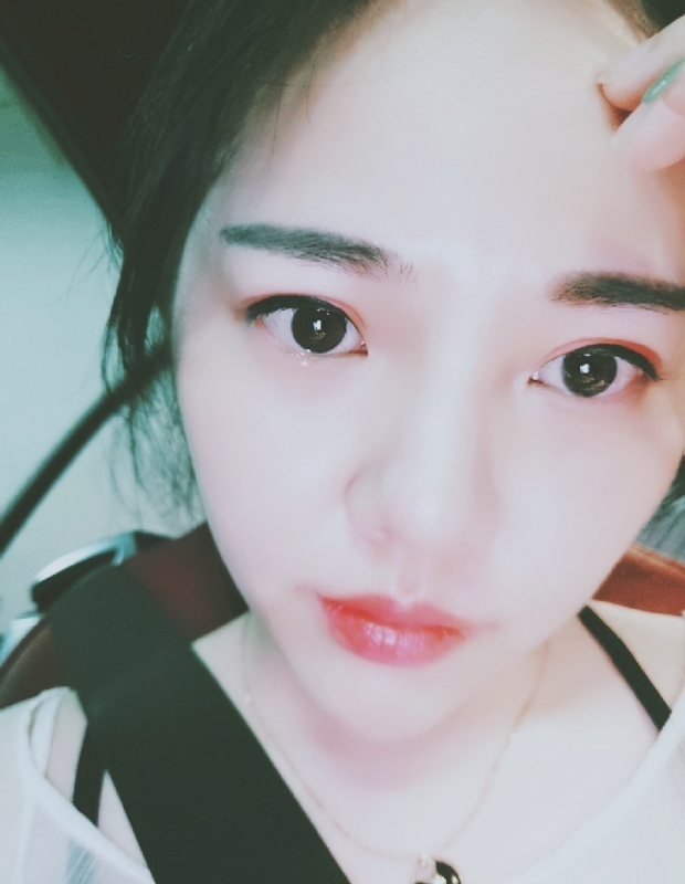 馨馨向荣的第四张照片--广东闪婚服务中心