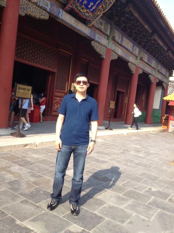 刘刚的第一张照片--广东闪婚服务中心