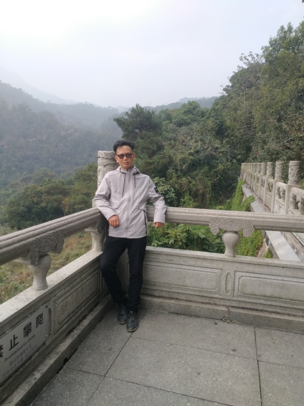 鱿鱼的第一张照片--广东闪婚服务中心