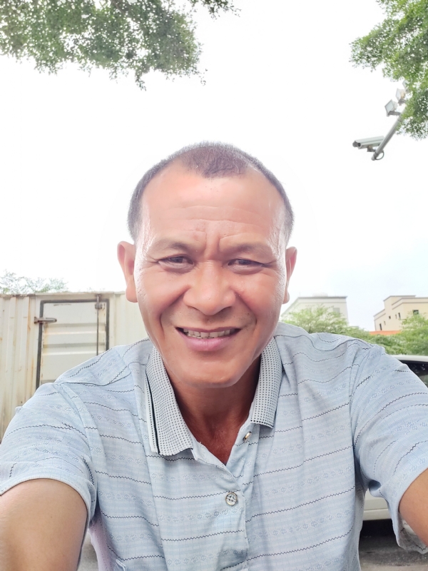 大老的第一张照片--广东闪婚服务中心