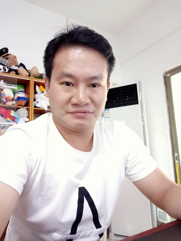 辉祥明天的第一张照片--广东闪婚服务中心