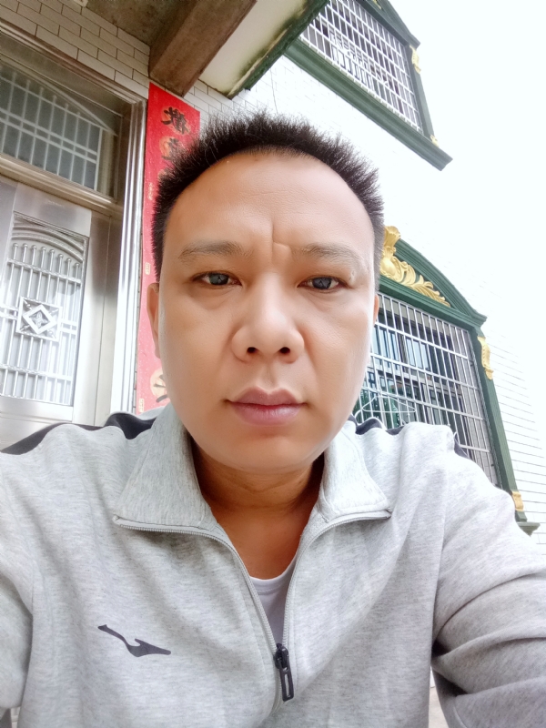 随缘的第一张照片--广东闪婚服务中心