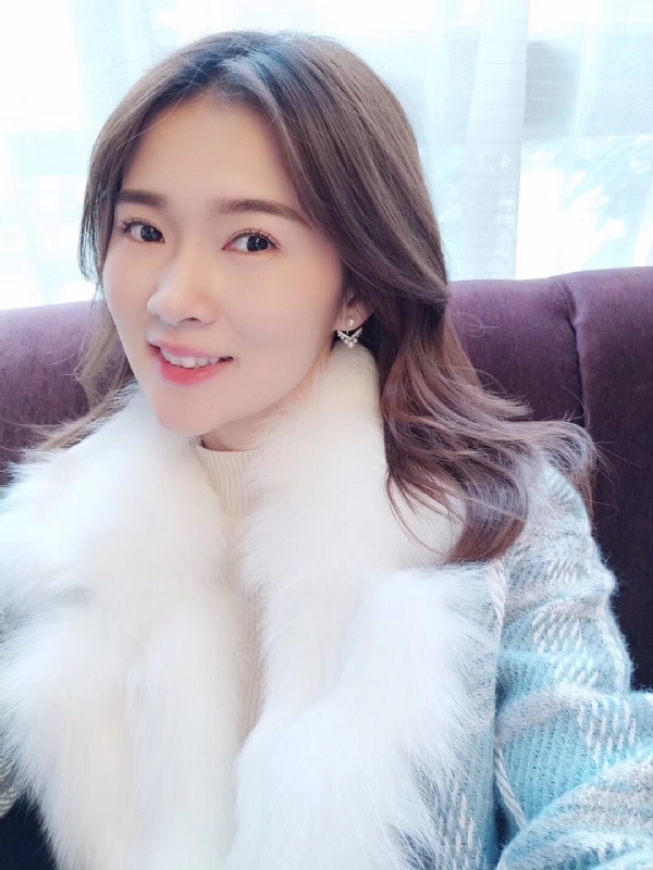 邓媛的第一张照片--广东闪婚服务中心