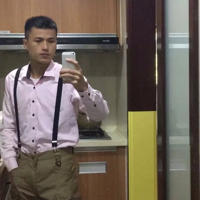 弱水三千的第一张照片--广东闪婚服务中心