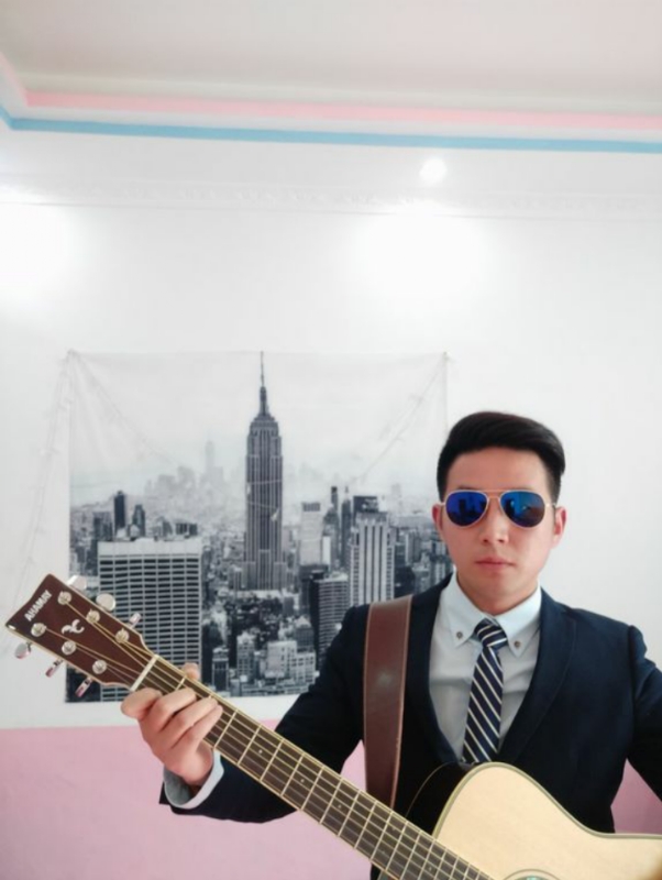 知心男友的第一张照片--广东闪婚服务中心