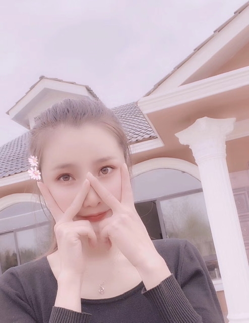 小媛的第一张照片--广东闪婚服务中心
