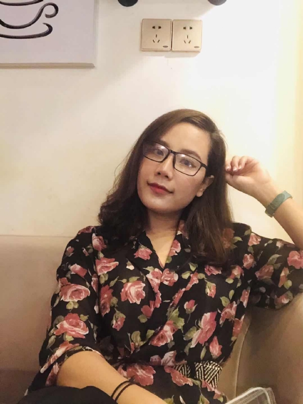 蝴蝶与蓝的第一张照片--广东闪婚服务中心