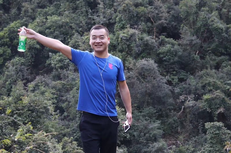 刘检运的第一张照片--广东闪婚服务中心