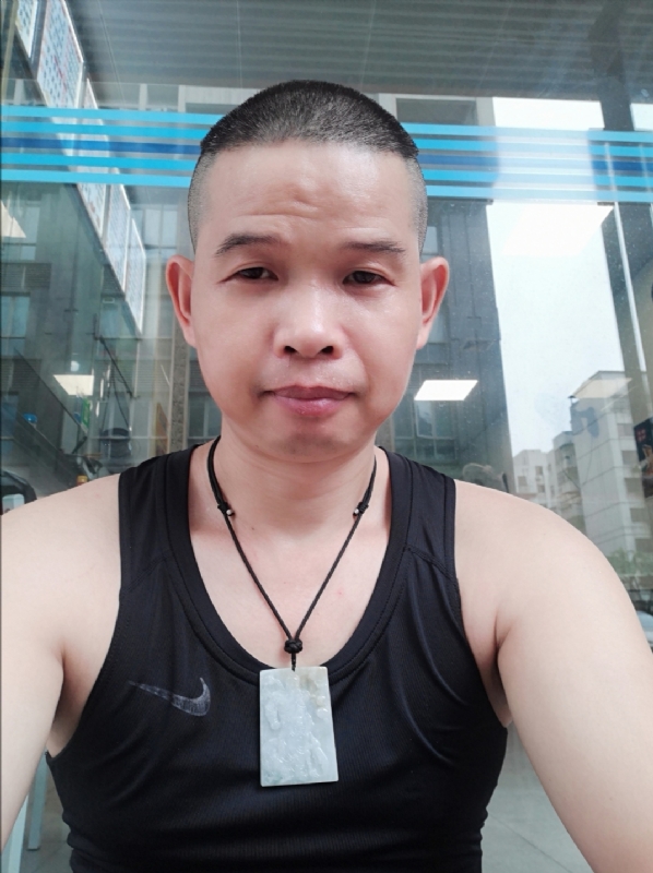 曾生的第一张照片--广东闪婚服务中心