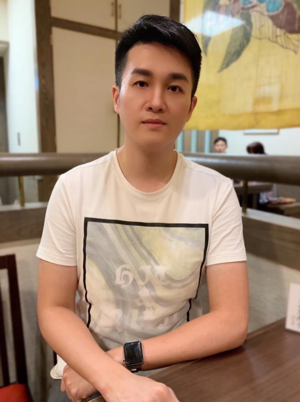 岁月流逝的第二张照片--广东闪婚服务中心