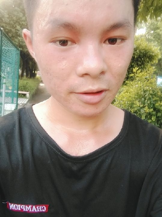 楠呐的第二张照片--广东闪婚服务中心
