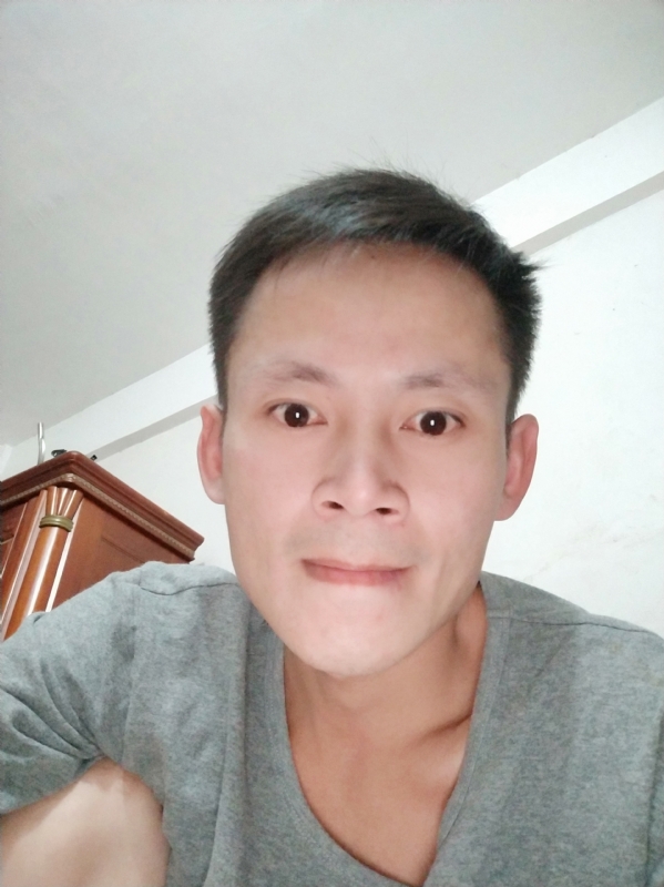 小马的第一张照片--广东闪婚服务中心