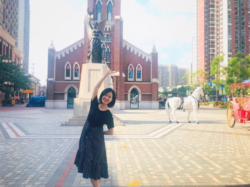 小容的第三张照片--广东闪婚服务中心