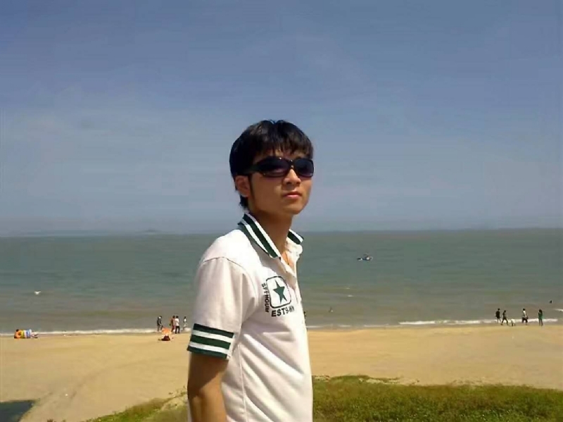 阿俊的第一张照片--广东闪婚服务中心