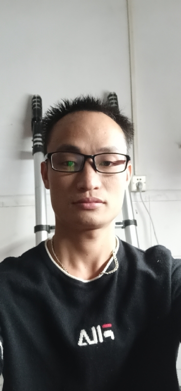 蔡先生的第一张照片--广东闪婚服务中心