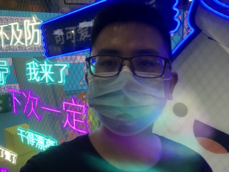 叶自飘零的第四张照片--广东闪婚服务中心