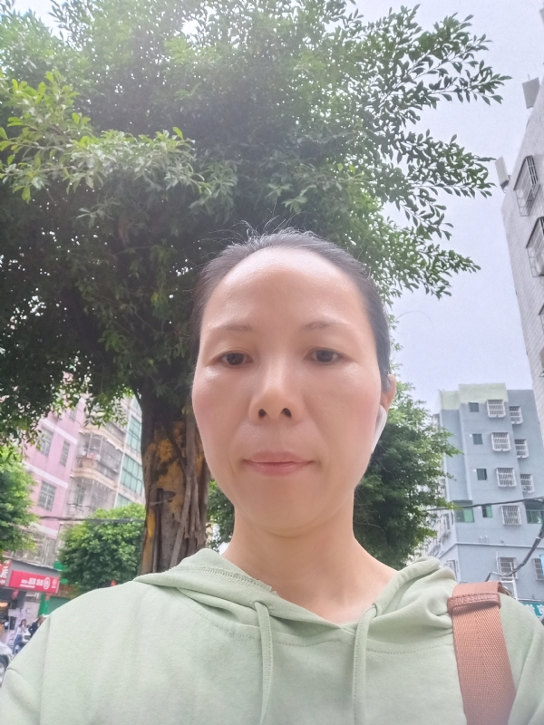 容容的第一张照片--广东闪婚服务中心