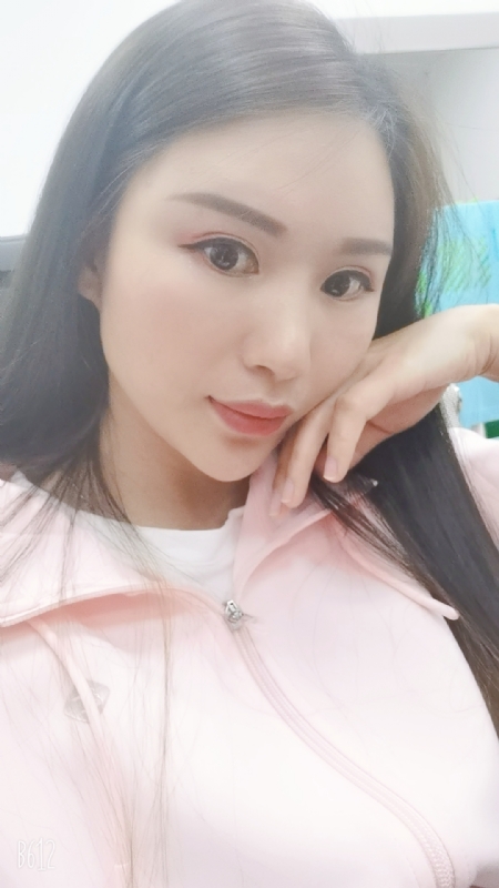 一生简单的第一张照片--广东闪婚服务中心