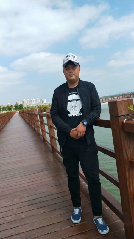 人生如戏的第二张照片--广东闪婚服务中心
