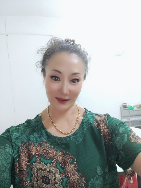 燕子的第二张照片--广东闪婚服务中心
