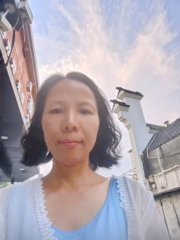 吴敌的第一张照片--广东闪婚服务中心