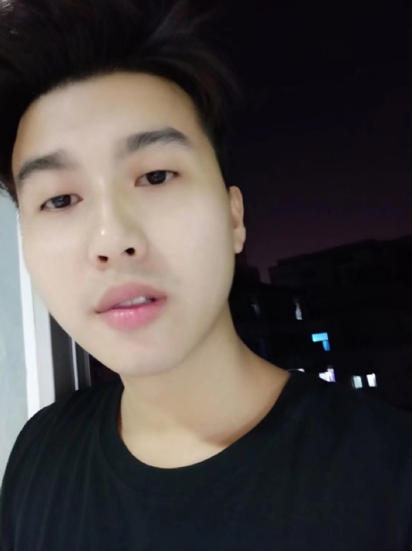 皮特王的第二张照片--广东闪婚服务中心