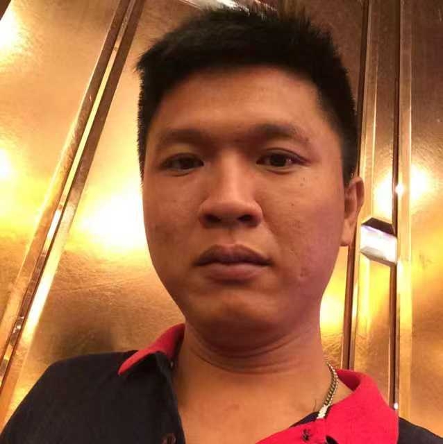 大叔的第一张照片--广东闪婚服务中心