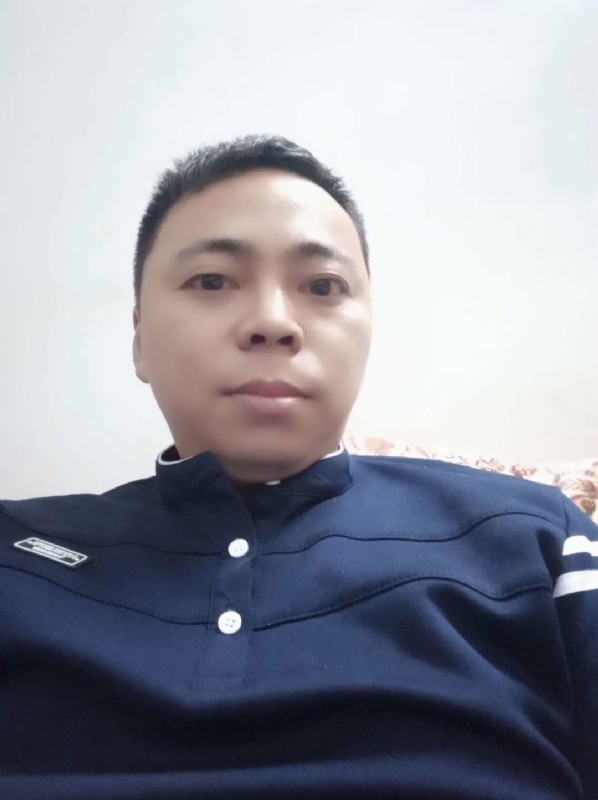 珍惜眼前人的第一张照片--广东闪婚服务中心