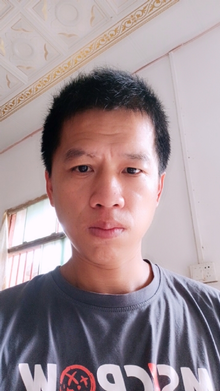 人都再努力的第一张照片--广东闪婚服务中心