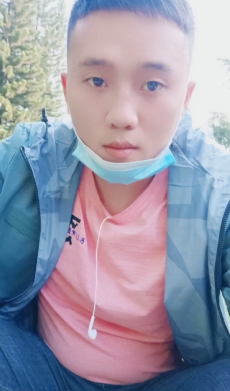 风起云涌的第一张照片--广东闪婚服务中心