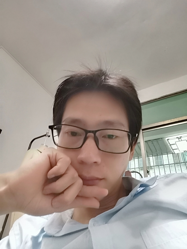 通的第一张照片--广东闪婚服务中心