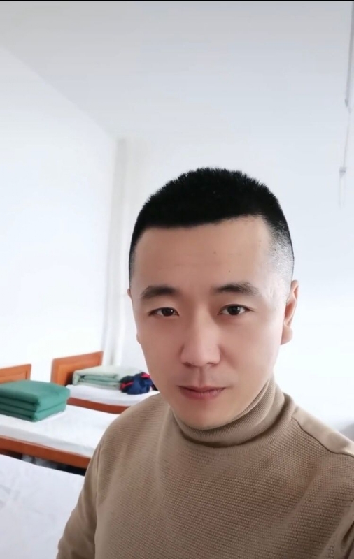 随风的第二张照片--广东闪婚服务中心