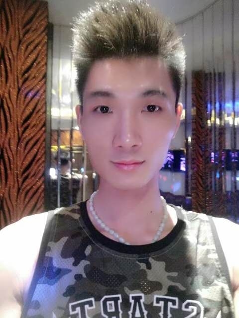 人生如戏的第一张照片--广东闪婚服务中心