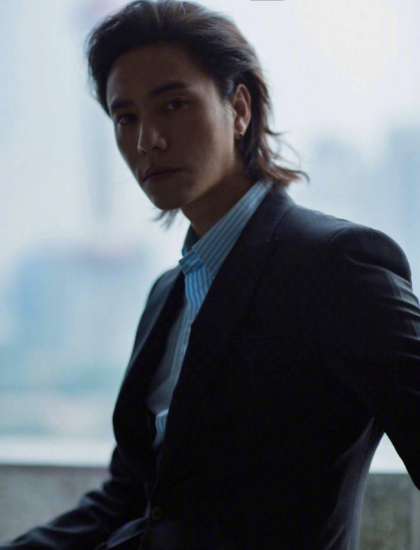 李嘉廷的第三张照片--广东闪婚服务中心