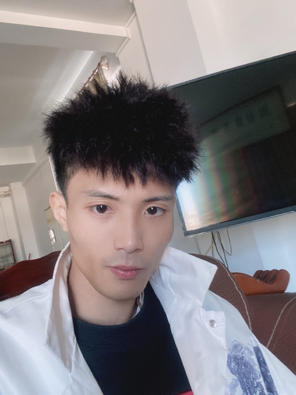 李邓平的第一张照片--广东闪婚服务中心