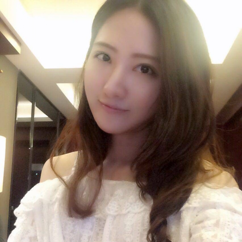 邓思帆的第一张照片--广东闪婚服务中心
