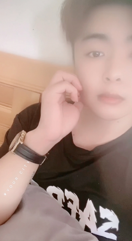 90后的第二张照片--广东闪婚服务中心