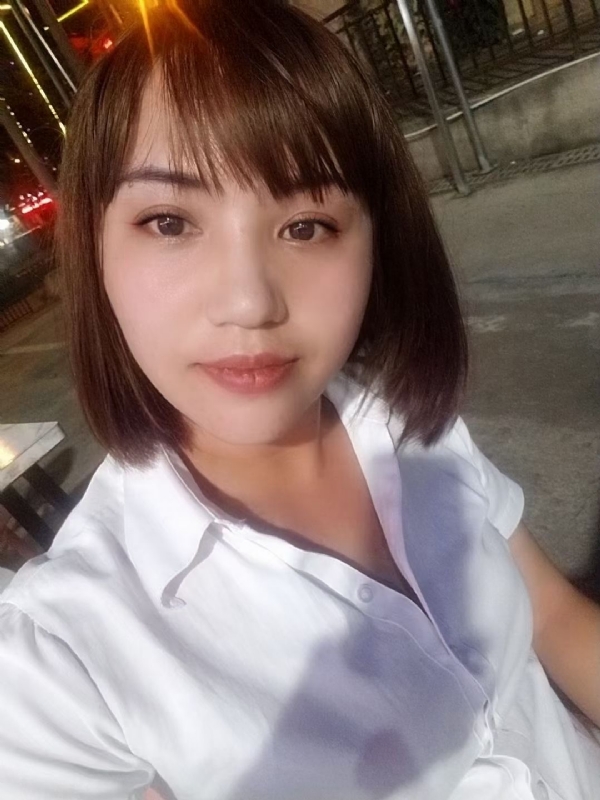CC的第二张照片--广东闪婚服务中心