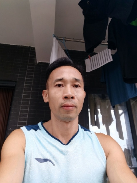 凡人的第一张照片--广东闪婚服务中心
