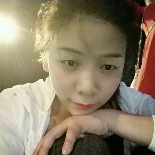林露的第一张照片--广东闪婚服务中心