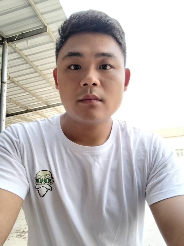 高大威武的第一张照片--广东闪婚服务中心