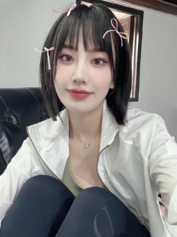 Alma的第一张照片--广东闪婚服务中心