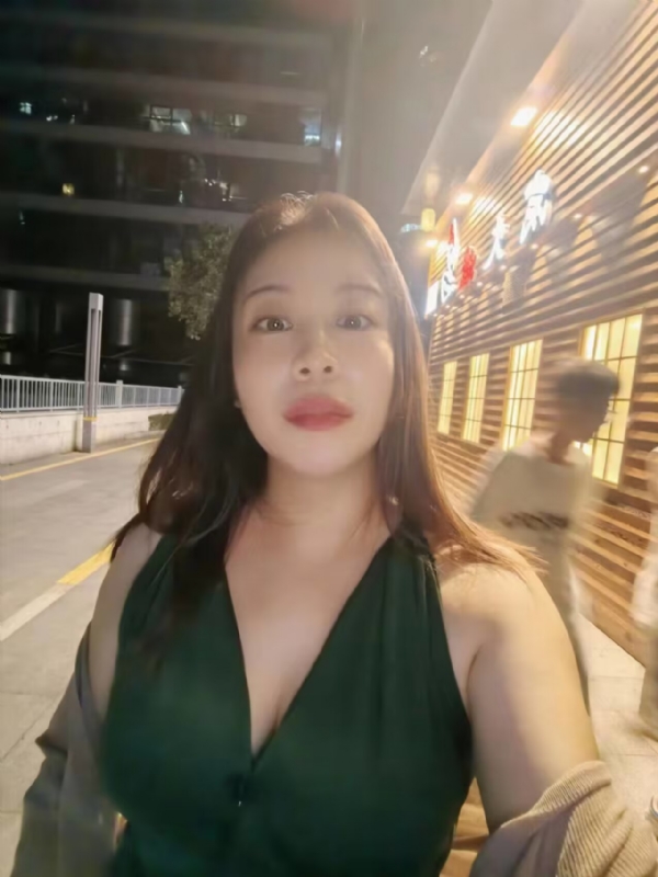 叶子青青的第四张照片--广东闪婚服务中心