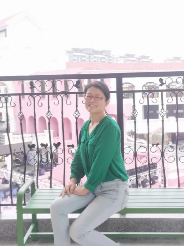 丽华的第四张照片--广东闪婚服务中心