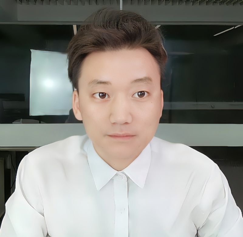 李日的第一张照片--广东闪婚服务中心
