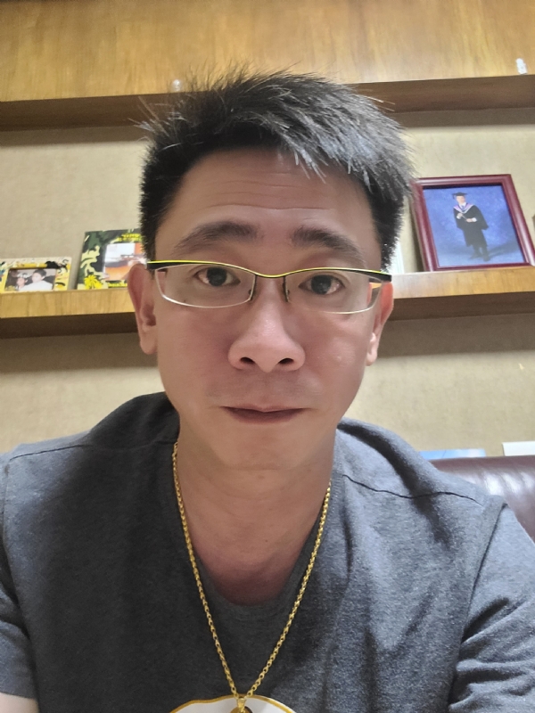 Kam的第一张照片--广东闪婚服务中心