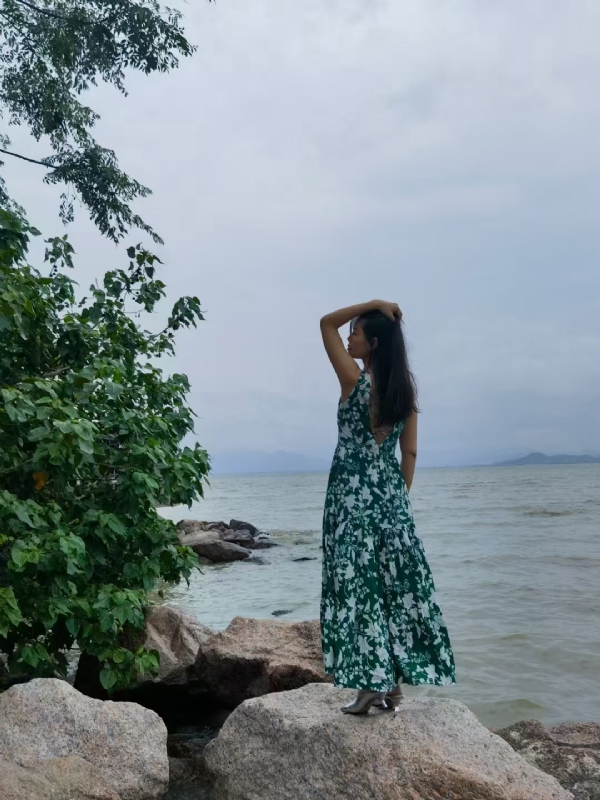 甜以待人的第四张照片--广东闪婚服务中心