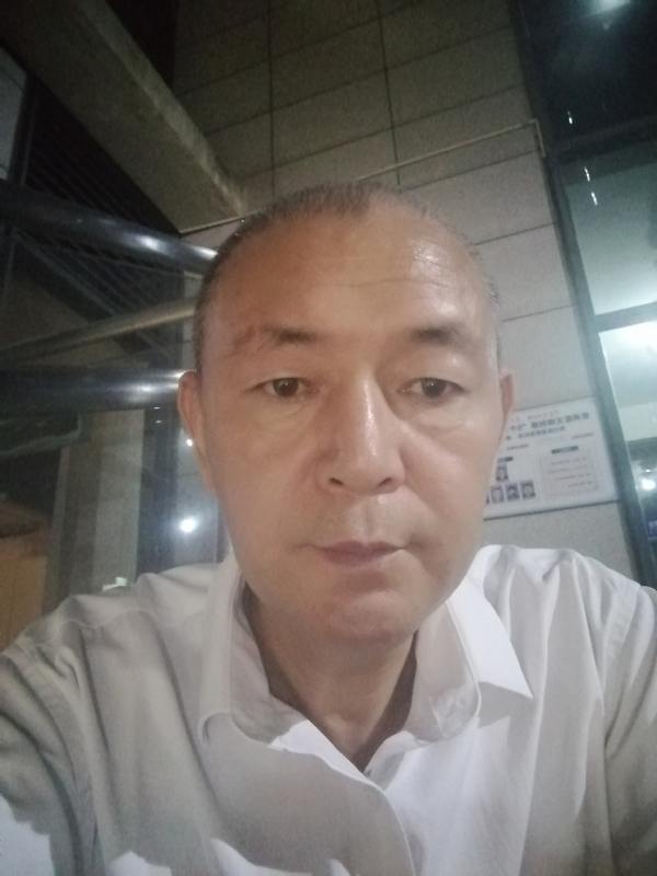 老李的第一张照片--广东闪婚服务中心